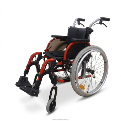 Invalidní vozík mechanický Otto Bock Junior foto
